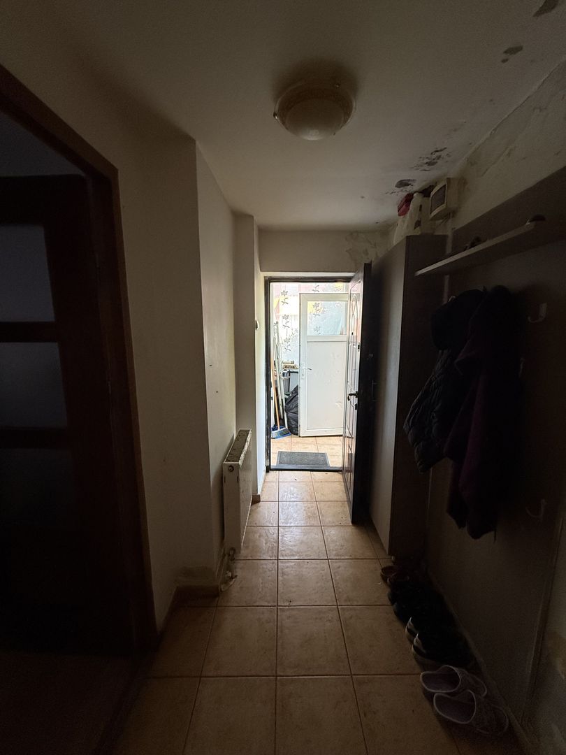 Ap 3 camere 60 mp + curte 18 mp și loc de parcare - Poză 16