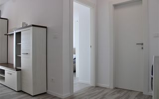 Modern amenajat, zona de nord - Campeador. - Poză 12