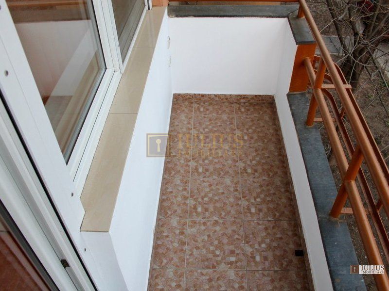 2 camere zona Fac. de Medicina - Hotel Continental, cu centrala proprie. - Poză 17