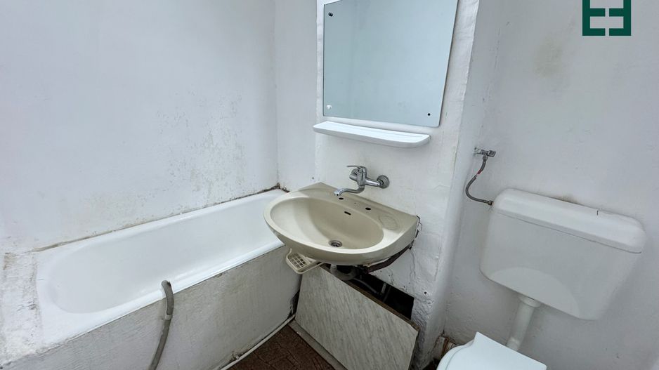 Garsoniera etajul 3 zona Aurel Vlaicu - Arad - Poză 5