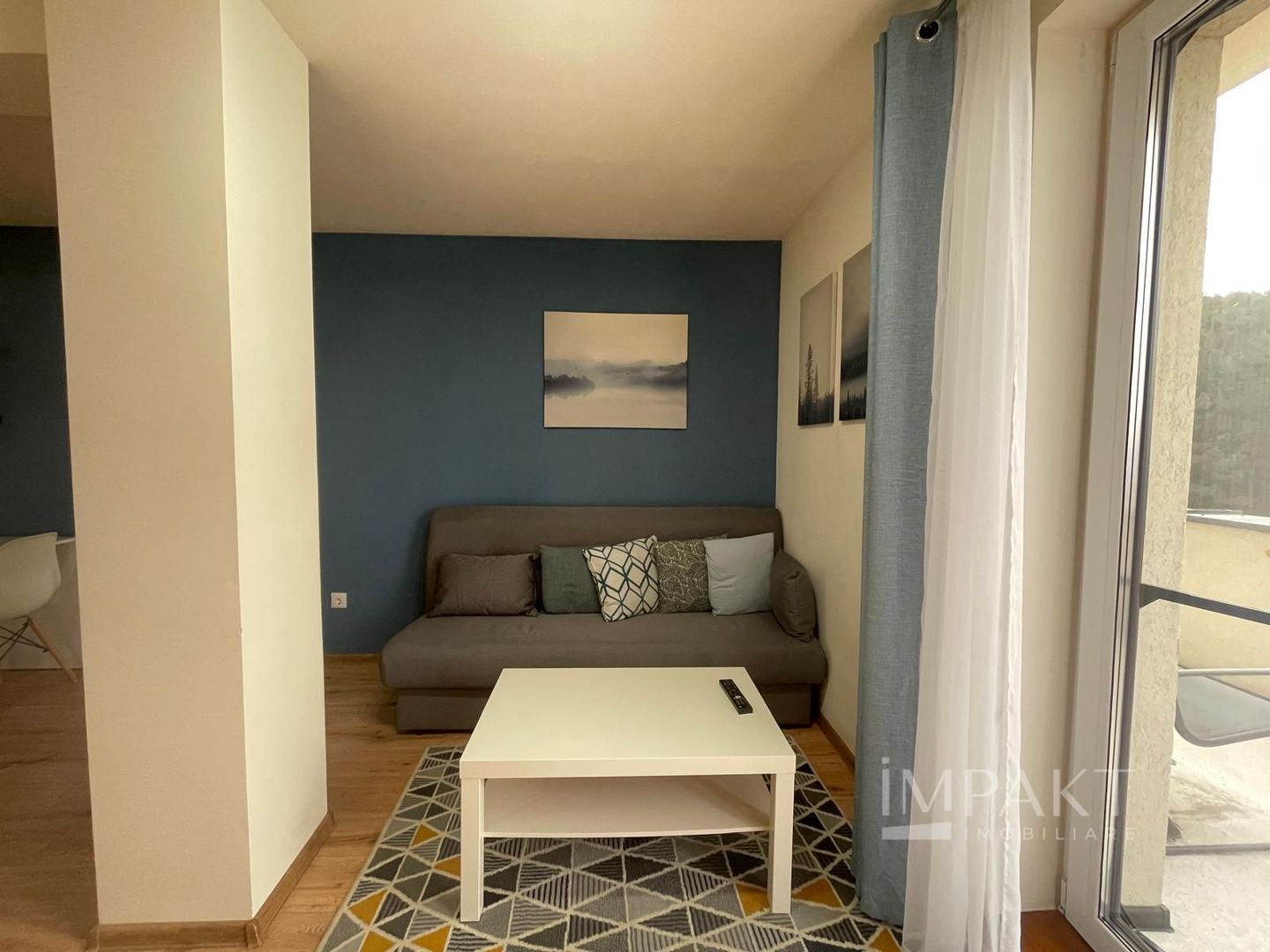 Chirie Apartament 2 camere | 47mp + terasă  21 mp | zona VIVO - Poză 3