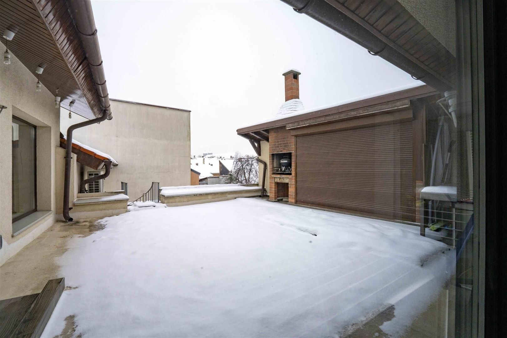 Vila 4 dormitoare garaj Ultracentral - Poză 7