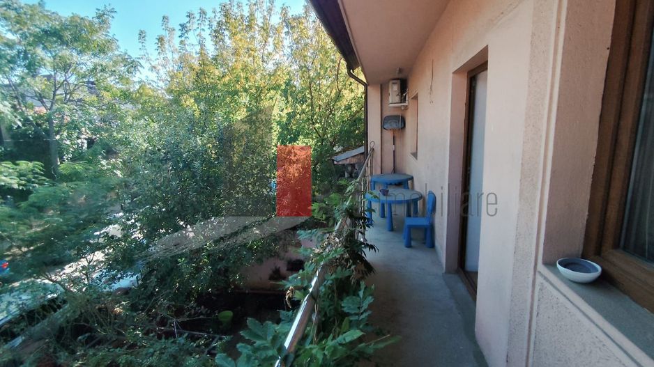 Vila de inchiriat/ Spatiu comercial.(etaj1/mansarda) Domenii - Poză 13