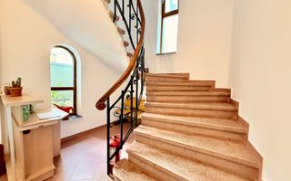 Piata Unirii Fantani Vila  500 mp utili curte 204 mp - Poză 7