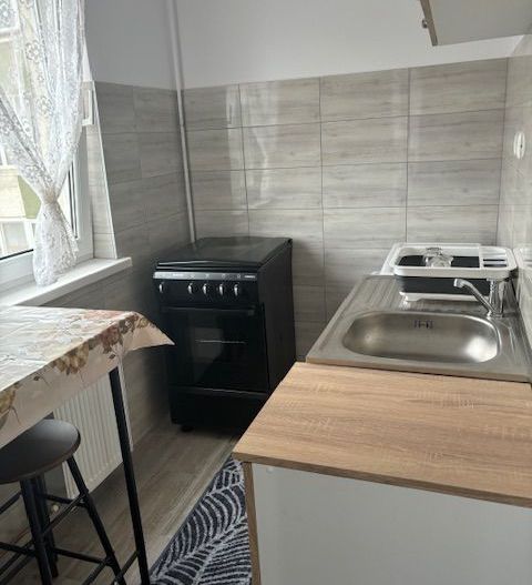 Amenajata si  renovata complet - Poză 9