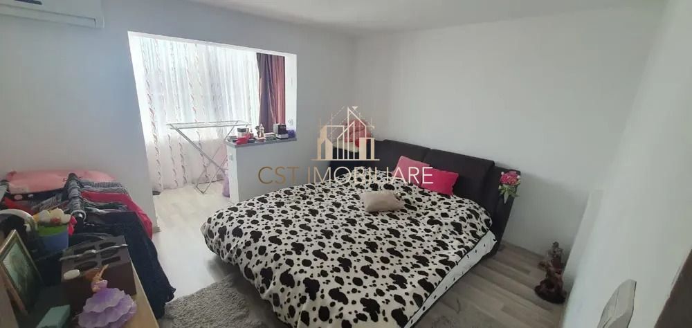 Apartament 3 camere , Lunei - Poză 1
