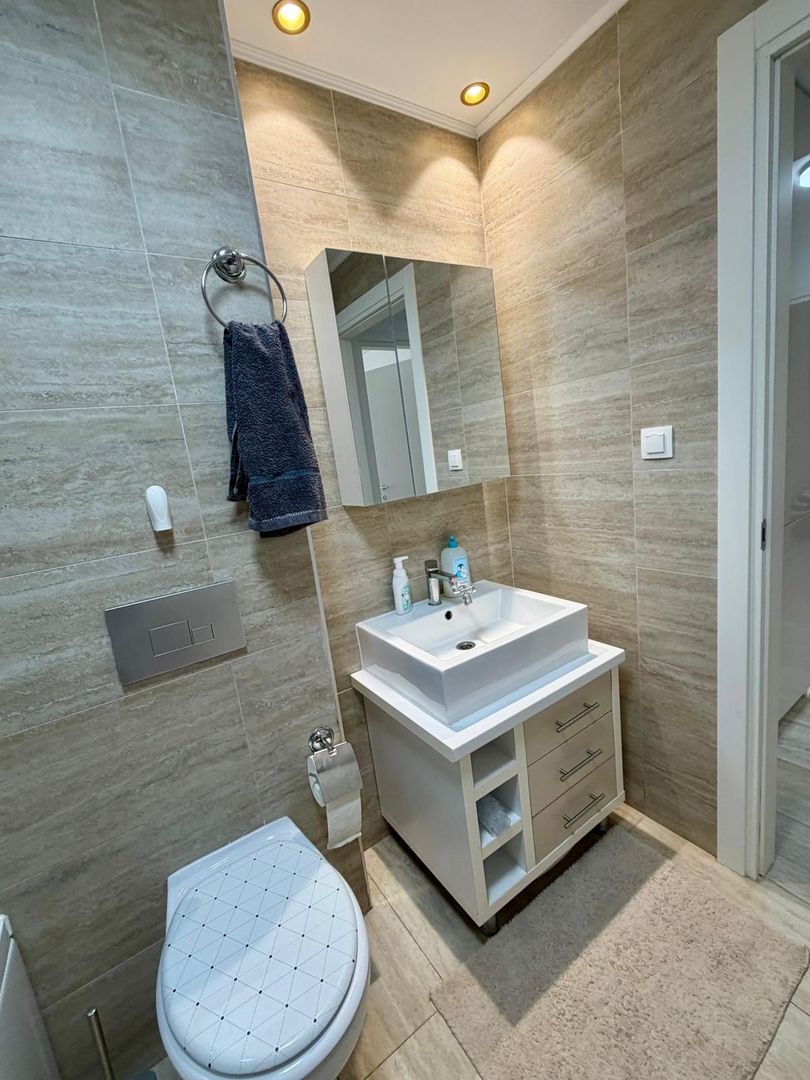 COSMOPOLIS - Apartament cu 3 camere si gradina, mobilat si utilat. - Poză 10