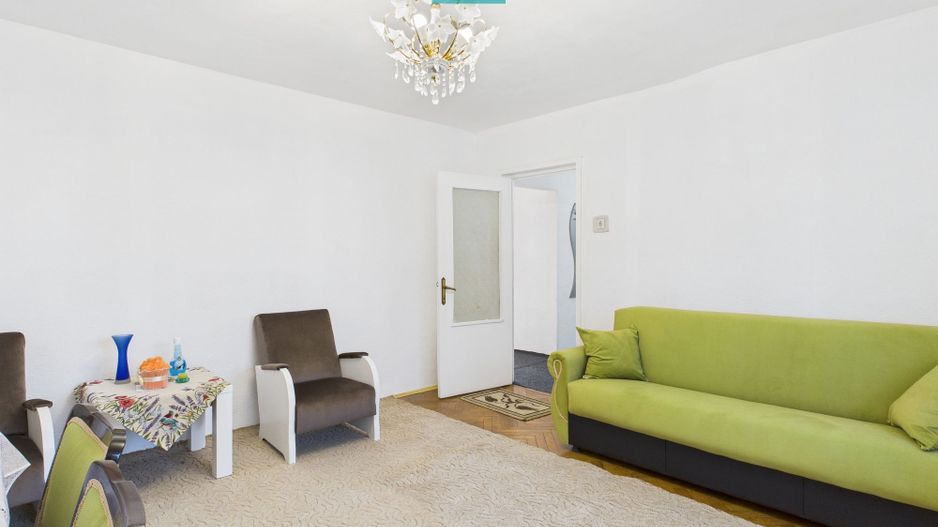 Apartament decomandat cu patru camere de inchiriat - Poză 6