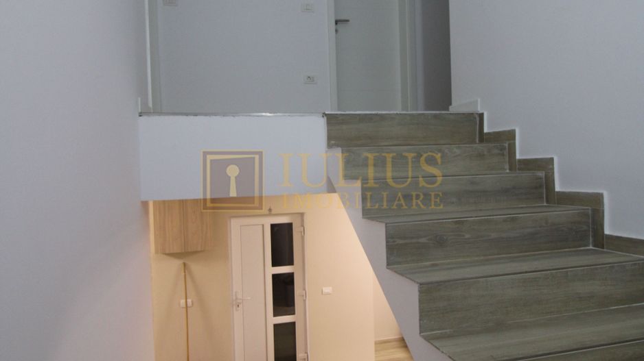 Casa in Ghiroda, 5 camere, 2 bai. - Poză 6