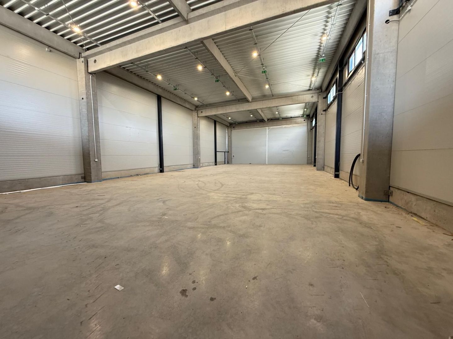 HALĂ INDUSTRIALĂ DE ÎNCHIRIAT – 575 MP, POPEȘTI-LEORDENI - Poză 6