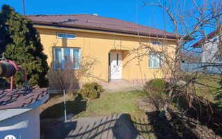 🏡 Casă de închiriat cu grădină Vârfu Câmpului  90 mp |la doar 21 km de Suceava - Poză 1