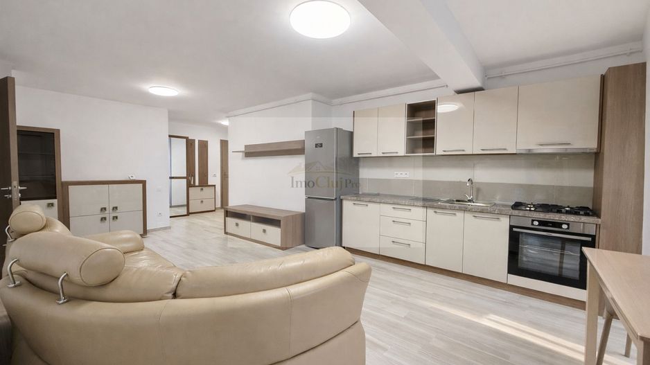 Prima închiriere- Apartament 2 camere | Parcare| Zona Sopor - Poză 3