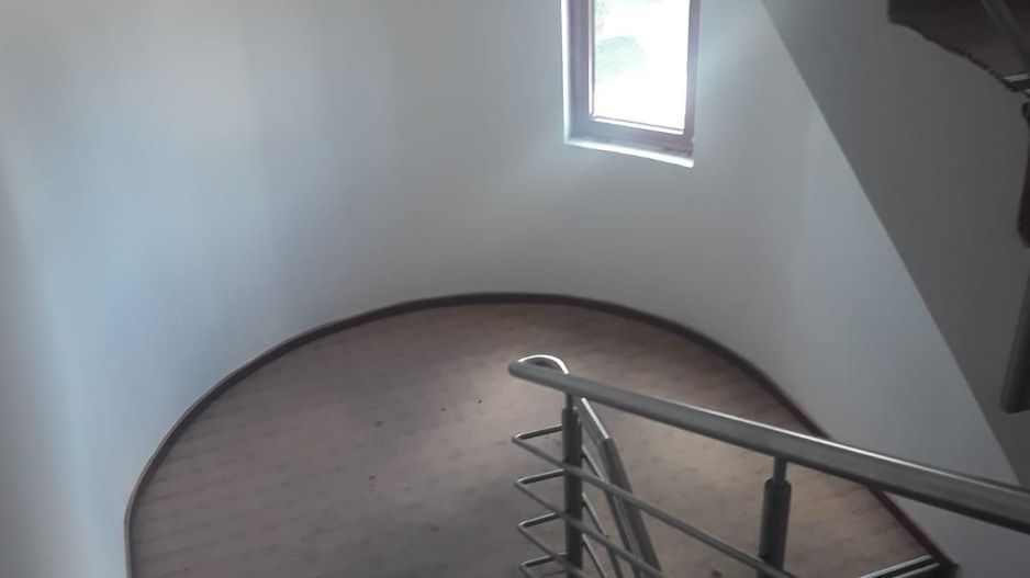 Hotel Capitol de vanzare Valenii de Munte Prahova - Poză 3