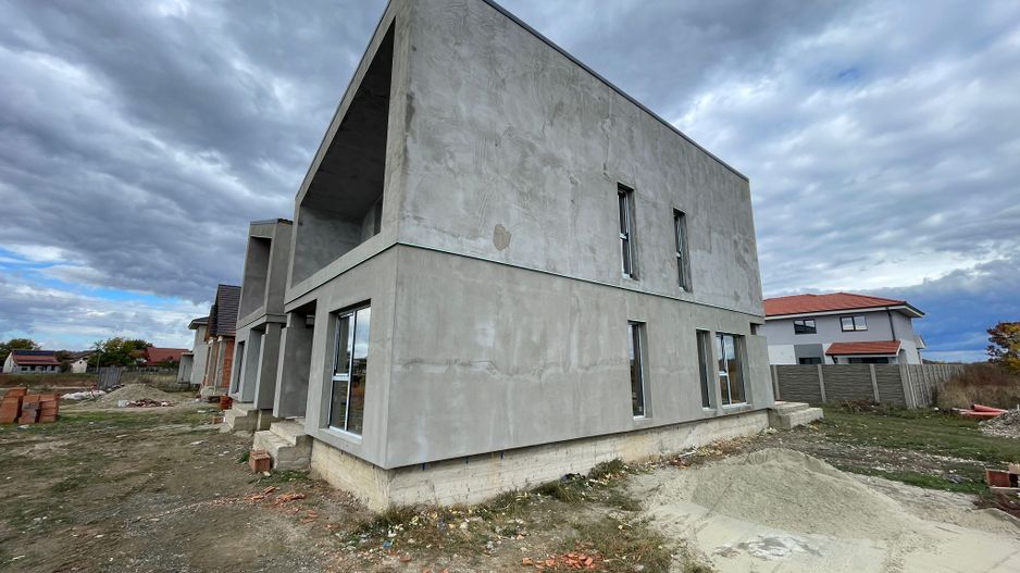 Duplex 4-camere-3 bai- despartit prin camere tehnica-165000€ Ghiroda - Poză 4