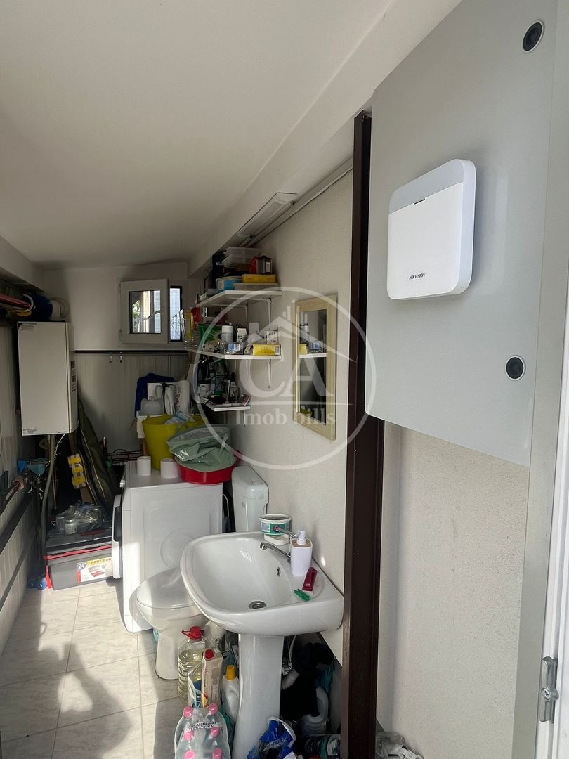 Casă P+subpantă cu 4 camere de vânzare în Cartierul Tineretului,Oradea - Poză 22