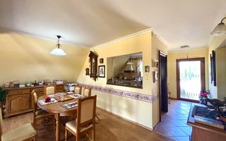 Casa individuala cu pozitie centrala, teren 1140 mp - Sanmihaiu Roman - Poză 7