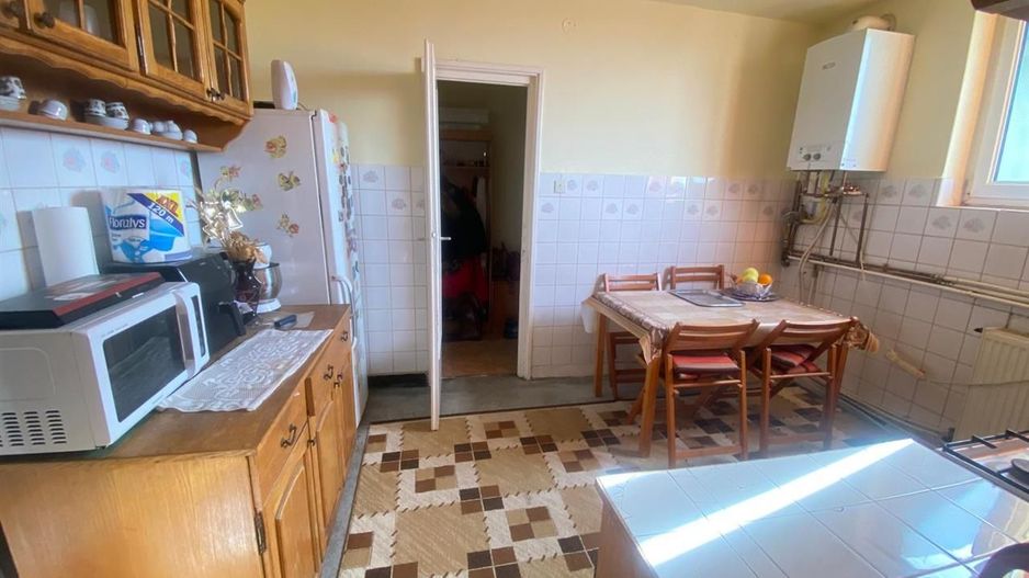 Apartament 3 camere Complex Studentesc - Poză 3