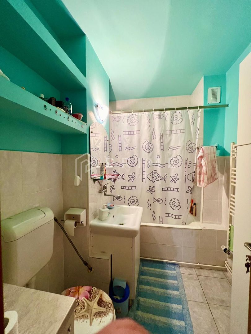 Apartament 3 camere, etaj 1/4, strada Banat, Tudor - Poză 7