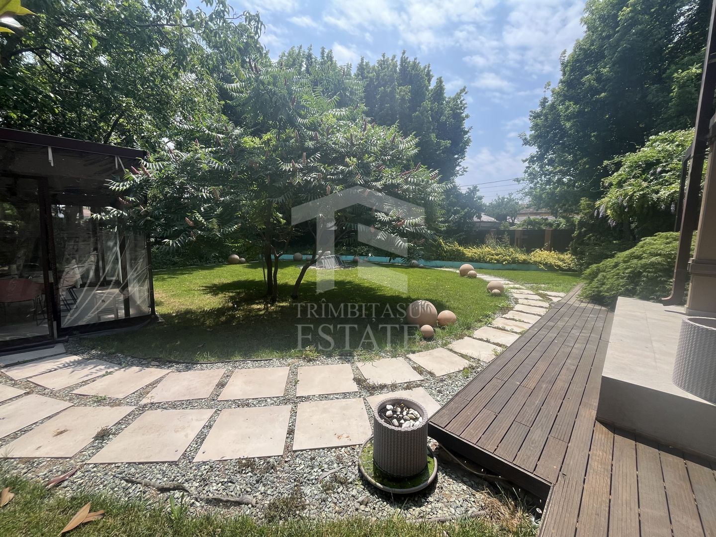 ANDRONACHE | Vila 4 Camere | Garaj  | Curte Verde | Ciubar & BBQ - Poză 3