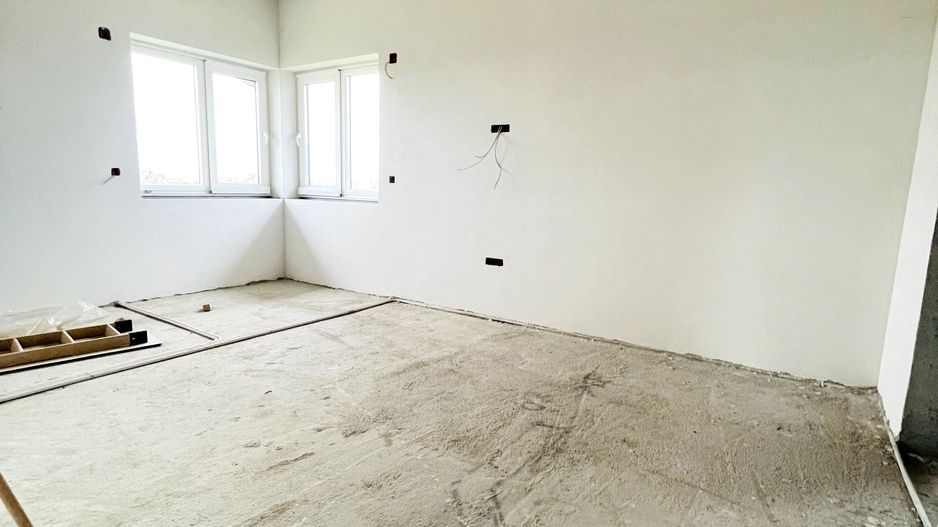 Casǎ de vânzare 7 camere P+E Sânmartin - Poză 7