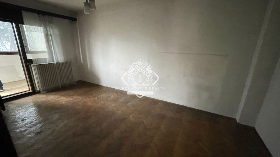 Parcul Carol I Vila interbelica I 2 locuri de parcare - Poză 3