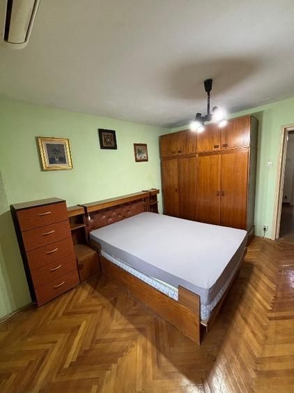 Vânzare Apartament 3 Camere Decomandat Bulevardul Decebal / Piața Alba Iulia - Poză 5