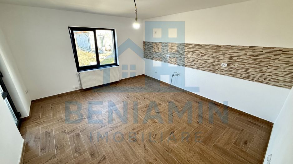 Casa Parter - 440mp teren - toate utilitătile - 2026 - Isalnita - Poză 7