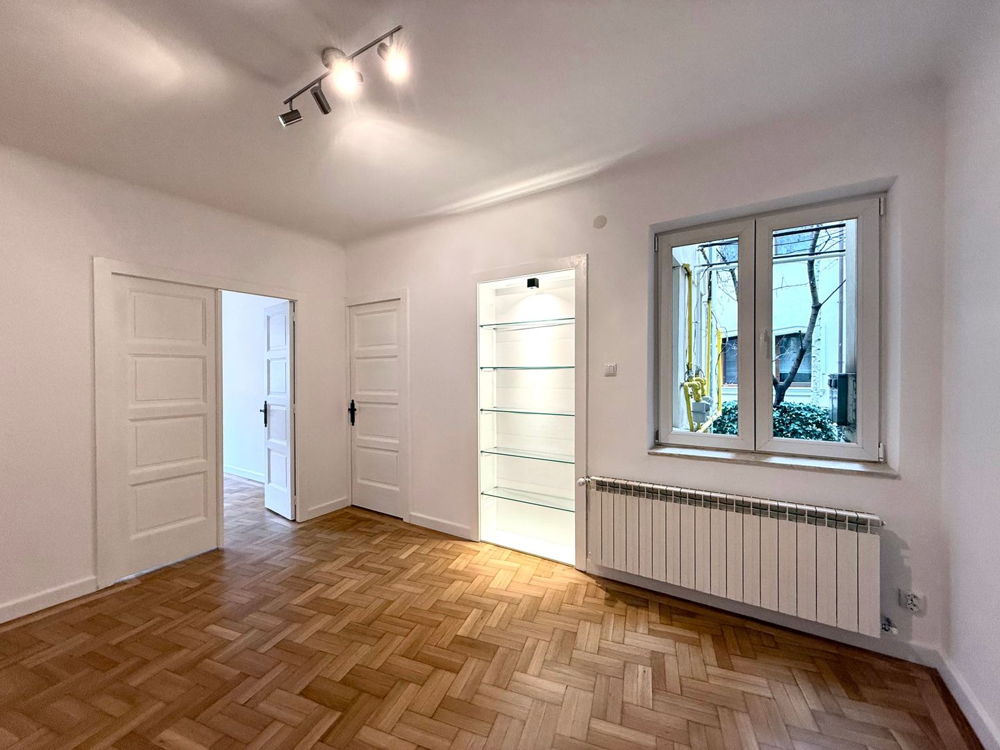 Apartament  - DOROBANTI CAPITALE-PARTER INALT Recent Renovat - Poză 3