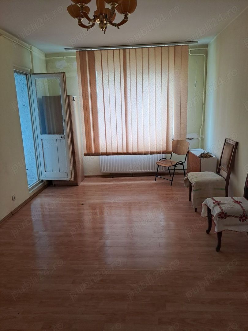 Apartament 3 camere Rahova - Poză 1