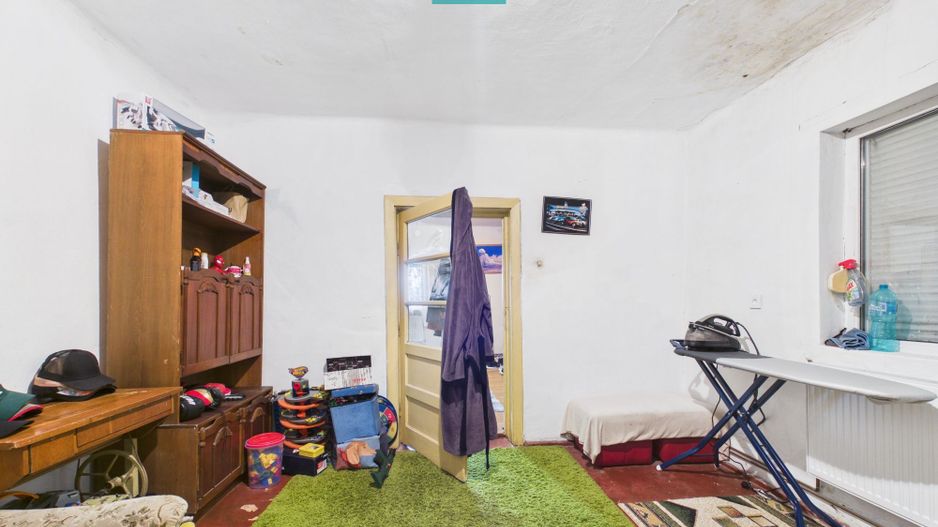 Casă cu 3 camere de vânzare în zona Bujac - Poză 16