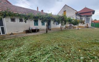 Casa Ciugud Toate Utilitatile cu Teren 3000MP - Poză 2