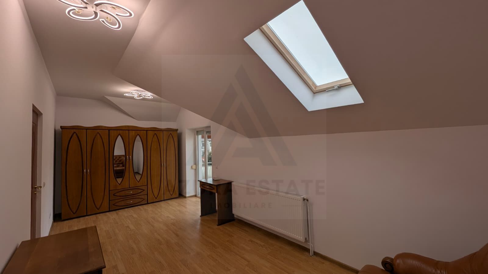 Casa 130 mp utili 4 camere 2 bai garaj curte individuala in Selimbar - Poză 7