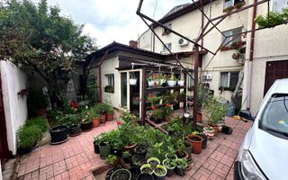 Casă individuală de vânzare – Dămăroaia, Sector 1, București - Poză 1