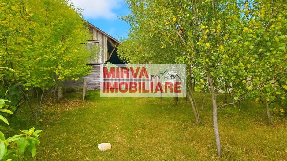 🏡 Casă tradițională într-un peisaj de vis – Vâlcănești - Poză 36