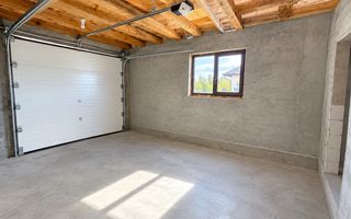 Casă în stil bucovinean de vânzare | Horodnic de Sus | 105.000 Euro - Poză 9