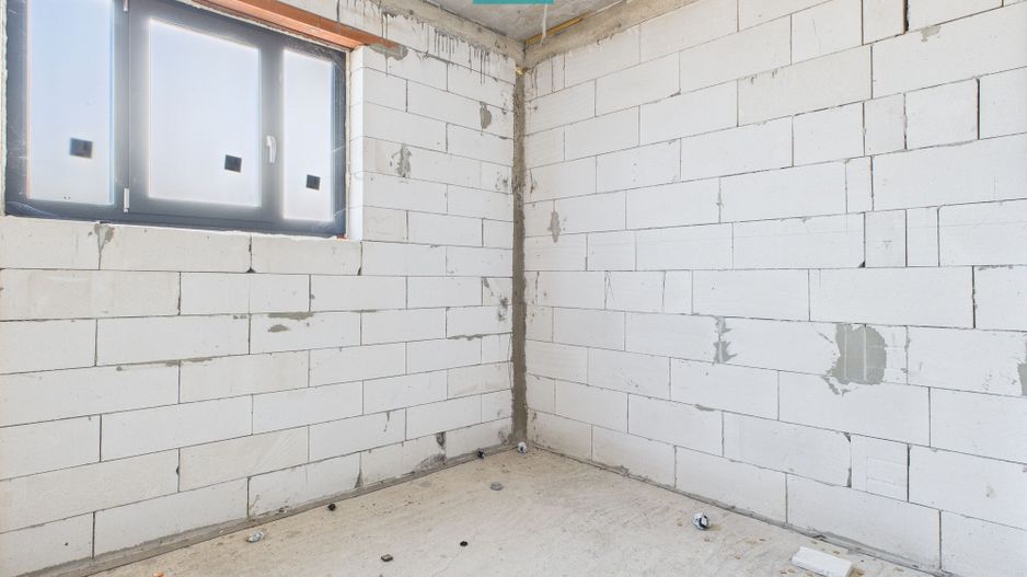 Casă nouă la roșu în Mândruloc - Poză 19