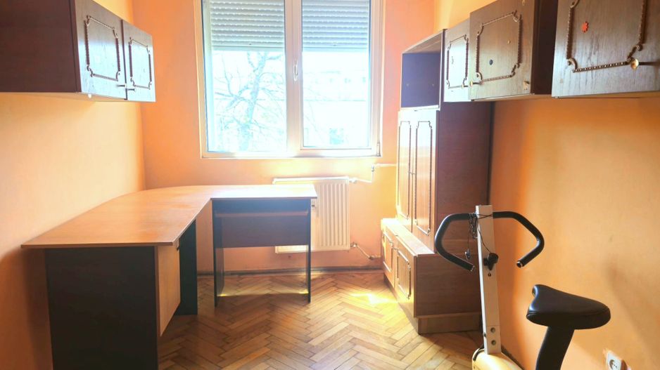 Apartament 3 camere de vanzare - Tiglina 1 - Strada Saturn - Etaj 2 - Poză 5