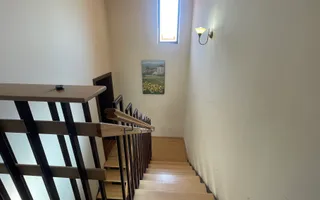 Casa eleganta si luminoasa, situata in zona de case - Mehala - Poză 27