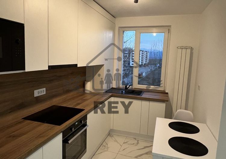 Apartament 2 camere de vânzare | Zona Rahovei–Sibiu | Complet renovat și mobilat - Poză 3