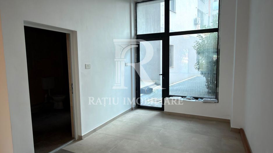 Spațiu comercial de închiriat | Ultracentral | Oradea - Poză 7