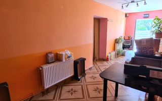 Vila pretabila pensiune + restaurant,  10 camere,  1000MP teren - Poză 3