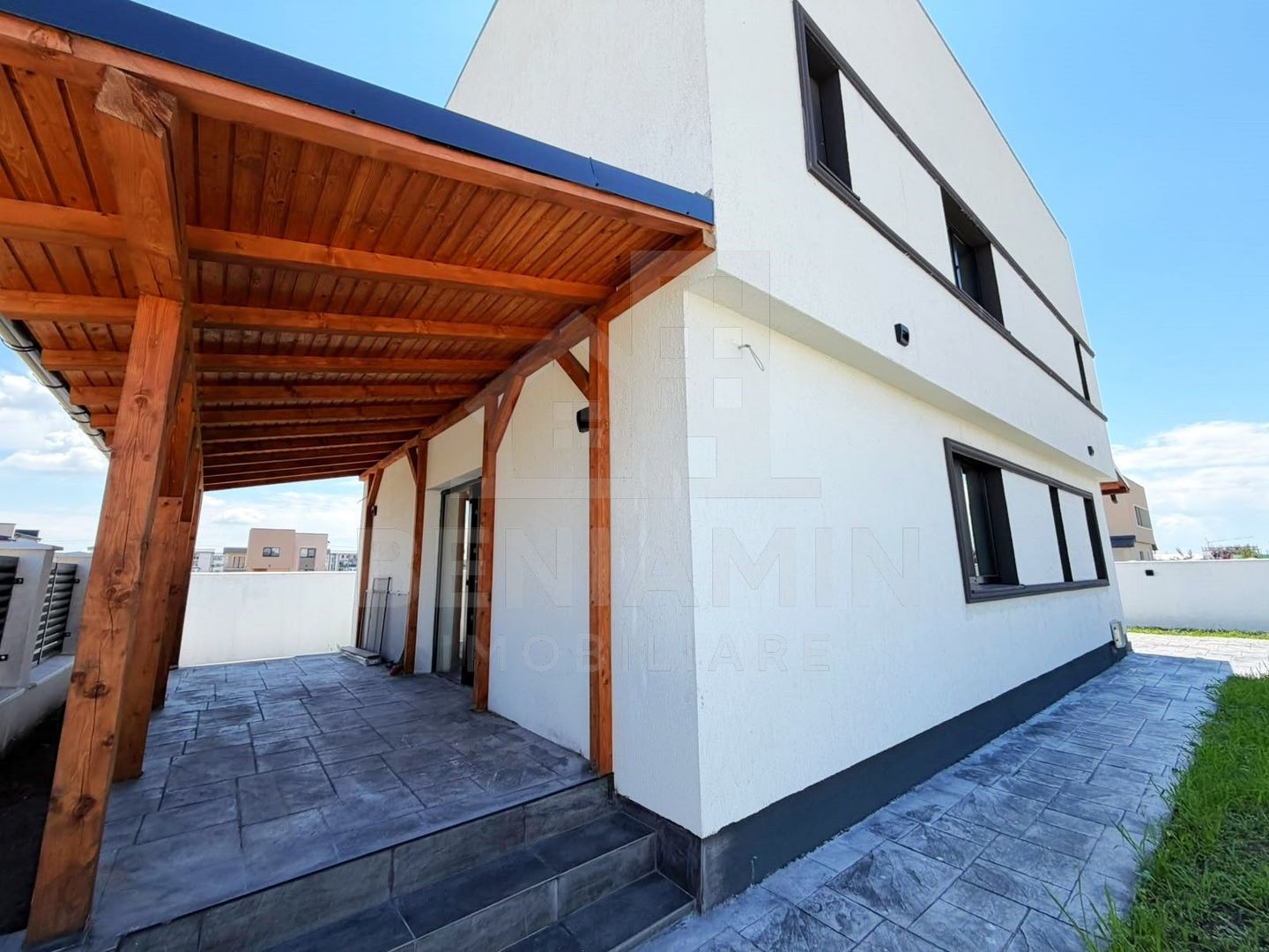 Casa P+1 Finisaje Premium-205mp-Incalzire Pardoseala-2025-Magnolia - Poză 2