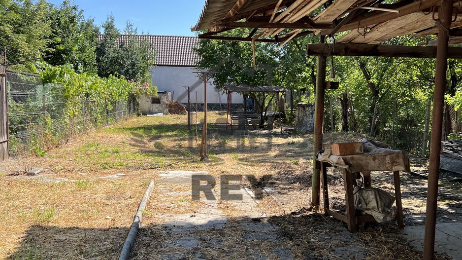 Casa singur in curte cartier Lazaret / Sibiu cu teren de 790 mp - Poză 2