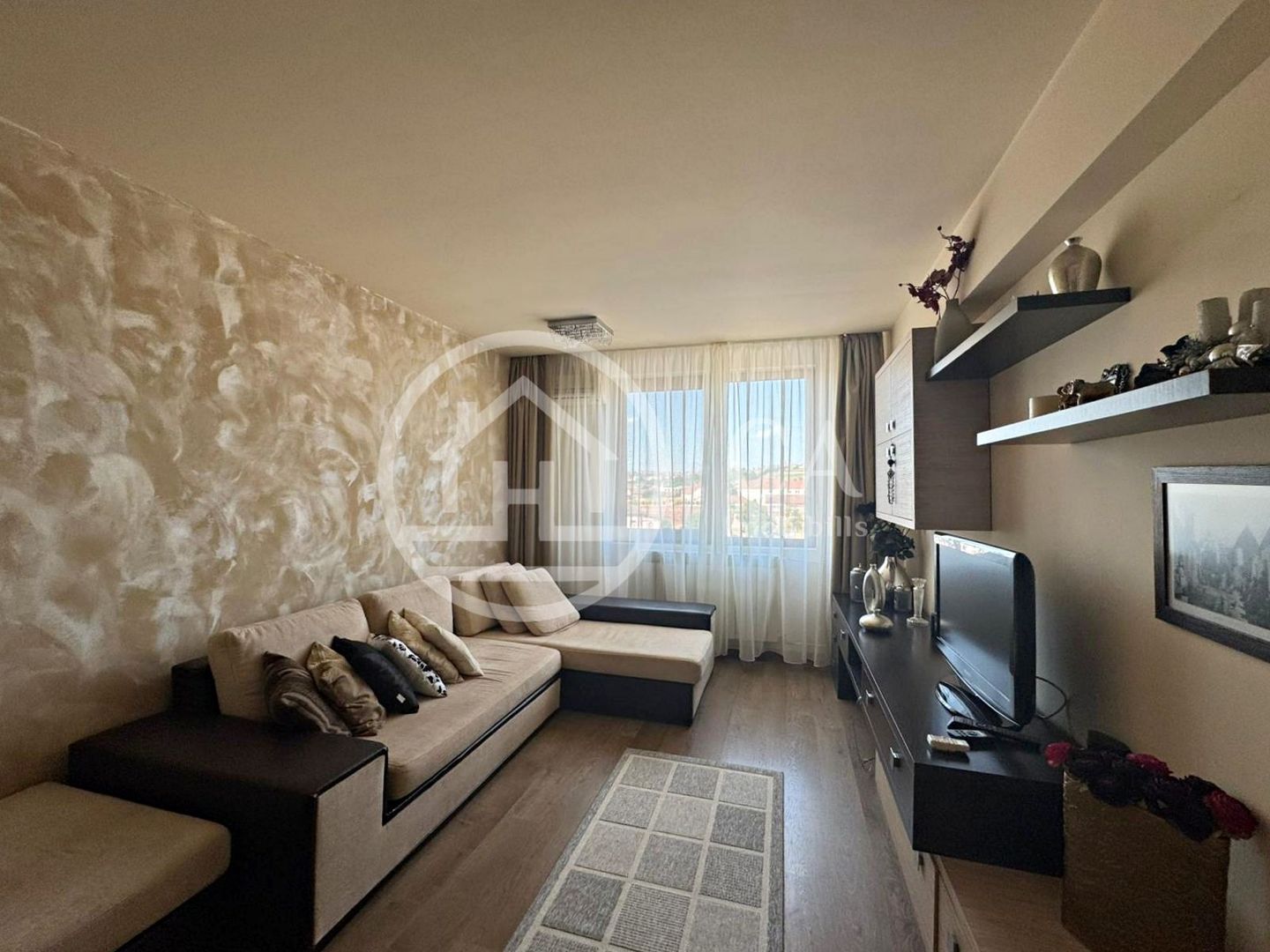 Apartament cu 3 camere de inchiriat  Cantemir, Oradea - Poză 1