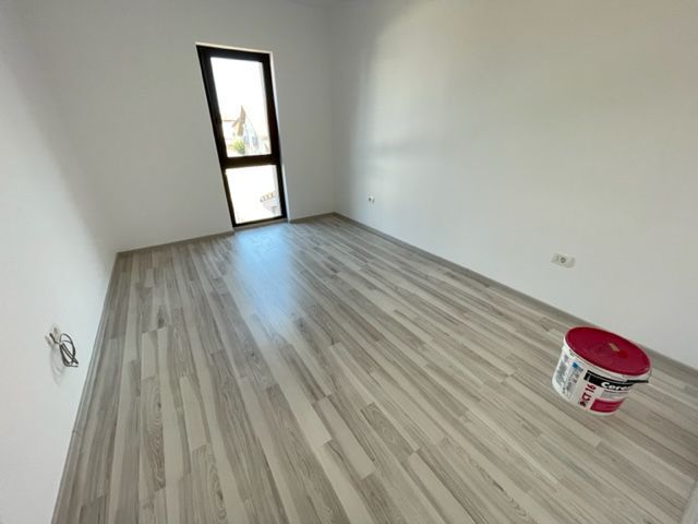 CASE INSIRUITE IN  DUMBRAVITA - Poză 8