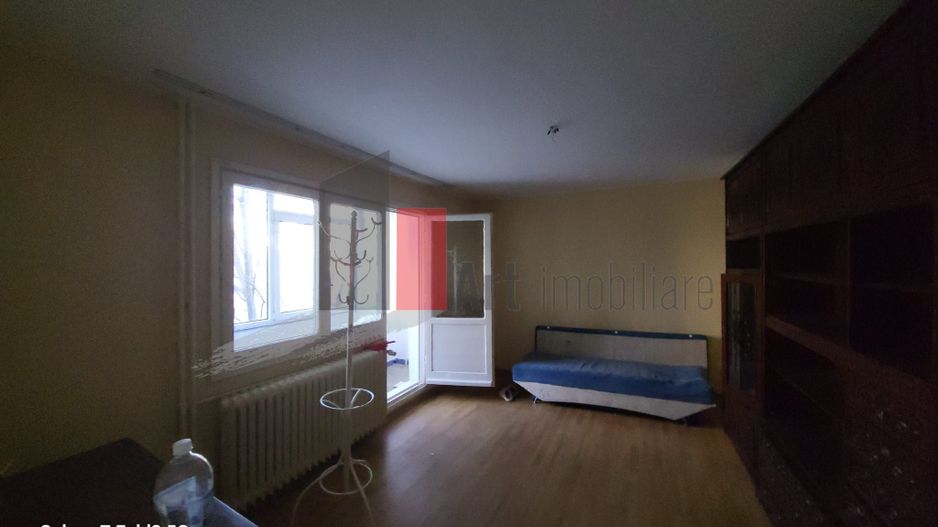 Apartament 4 camere Titan I O R - Poză 9