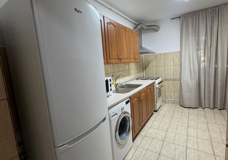 Apartament de 2 camere renovat in zona Drumul Taberei - Poză 3