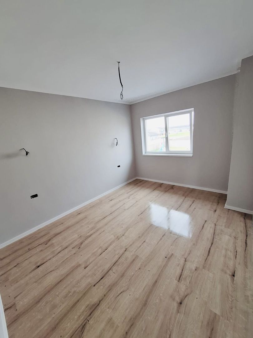 Moșnița Veche | 1/2 Duplex | 110 mp utili | Toate utilitatile|  Dormitor parter - Poză 8