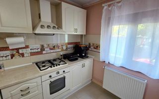 3 camere | centrala proprie | mobilat si utilat | zona excelenta| - Poză 5