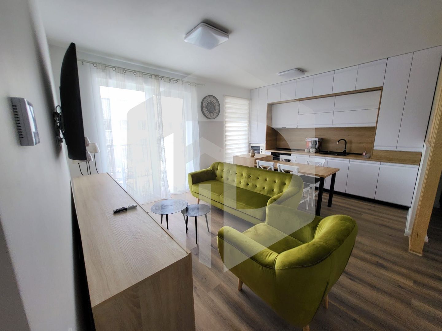 Apartament 3 camere | Mobilat / Utilat | Prima inchiriere - Poză 1